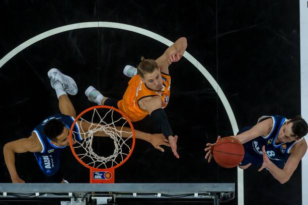 力与韧性也 力与韧性也