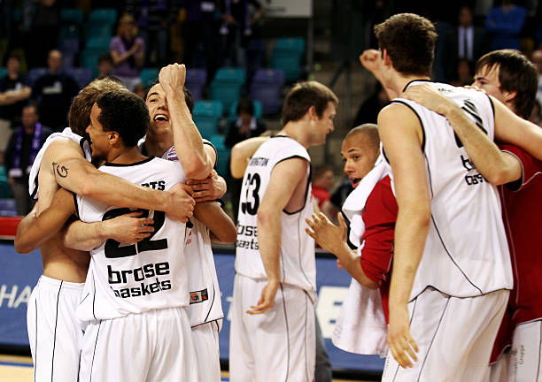 控型中场 控型中场