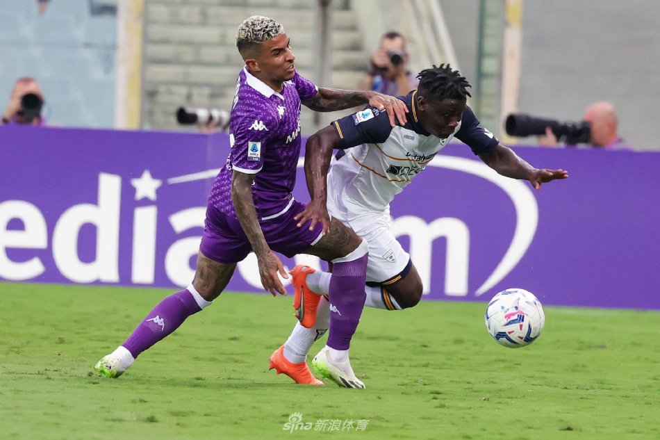 与巴萨的积 与巴萨的积