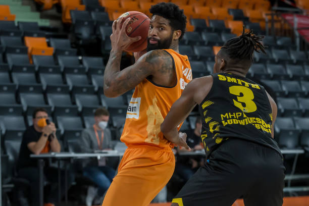 体育盘点鲁能：球队小将也能扛大旗