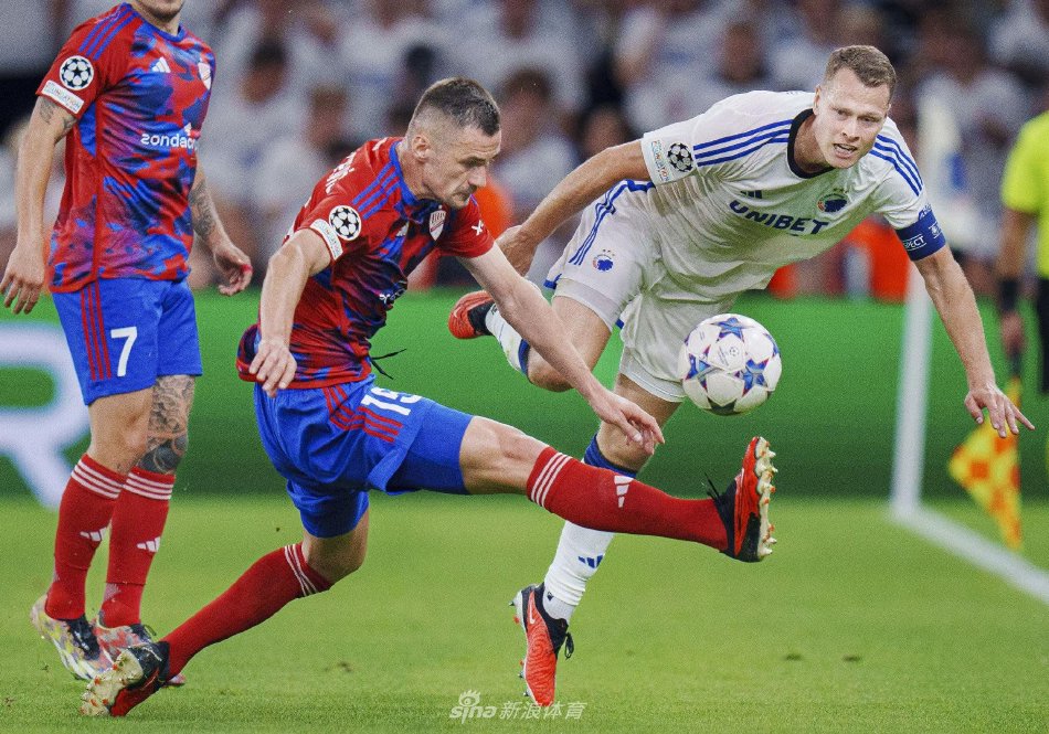 浦对阵狼队 浦对阵狼队